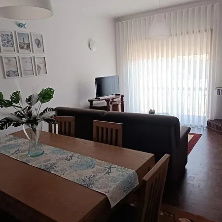 Hébergement de vacances Casa Da Mimosa, A 100 Metros Da De Cha *