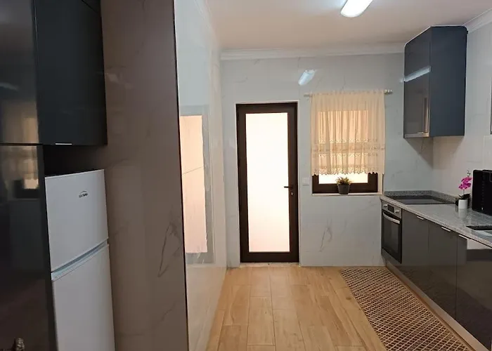 Casa Da Mimosa, A 100 Metros Da De Cha Ferienhaus *