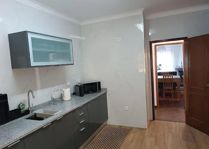 Casa Da Mimosa, A 100 Metros Da De Cha Ferienhaus *